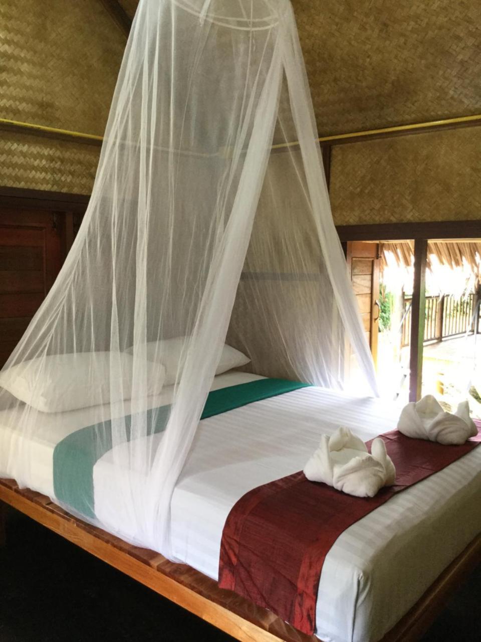 Khao Sok National Park Khaosok Bamboo Huts Resort מראה חיצוני תמונה