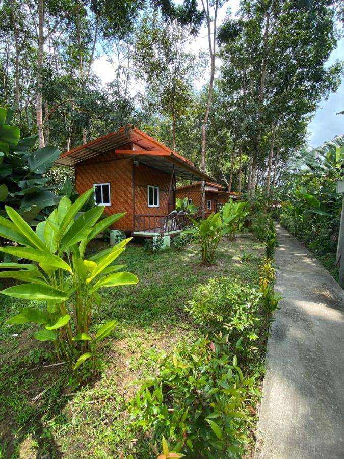 Khao Sok National Park Khaosok Bamboo Huts Resort מראה חיצוני תמונה